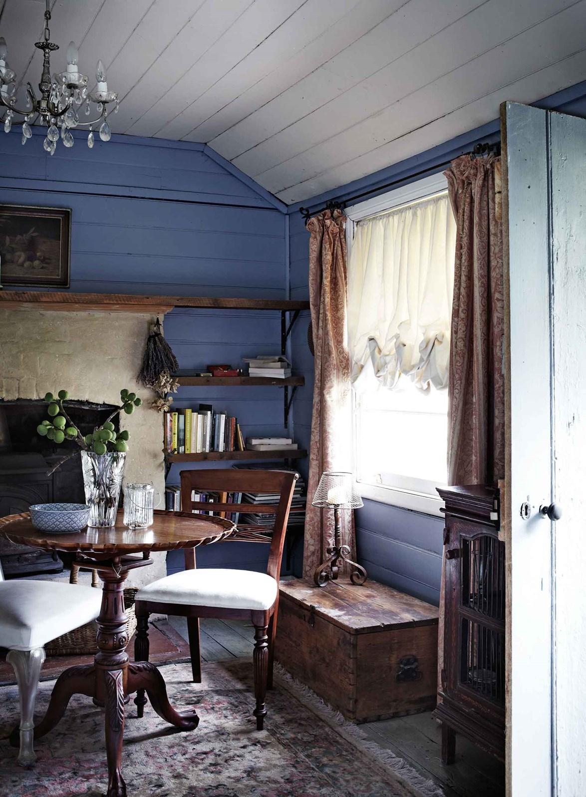 This [quaint cottage](https://www.homestolove.com.au/historic-cottage-renovation-13047|target="_blank") is believed to be the oldest home in Rydal, a picturesque village near Bathurst, NSW. Owner Rosie says the "sweet shape of the house" was what attracted her to the cottage, despite the state of disrepair she initially found it in. While extensive renovations have breathed new life into the interior, Rosie enjoys the garden most. "Being out in the garden … watching the roses open - there's nothing more joyous," she says.