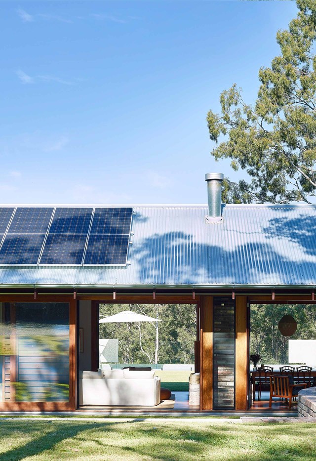This Perth home embraces solar power and breezy indoor-outdoor living.