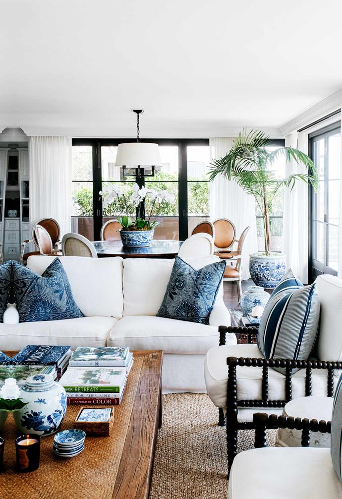 [Rustic meets Hamptons-style in this Darling Point family home](https://www.homestolove.com.au/a-darling-point-homes-rustic-hamptons-makeover-7024|target="_blank") where natural textures are paired with a relaxed sense of glamour. With lively pops of blue against white and tan, this home channels easy coastal living.
