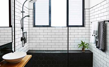 Black and white bathrooms: 20 timeless ideas to steal