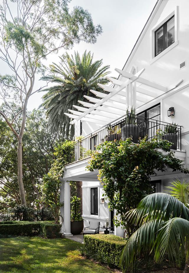 With its grand facade, refined appointments and classic detailing this reinvigorated [home in Sydney's eastern suburbs](https://www.homestolove.com.au/georgian-style-home-inspired-by-obamas-residence-21091|target="_blank") boasts unimpeachable design credentials.