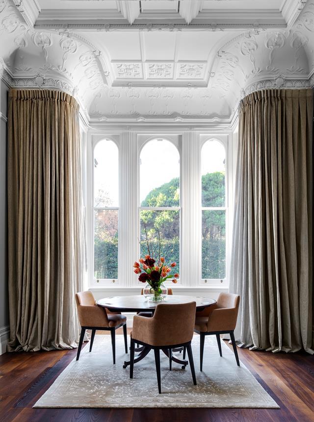 This [Italianate villa](https://www.homestolove.com.au/restored-19th-century-villa-20488|target="_blank") in bayside Melbourne had seen better days but, thanks to a thoughtful makeover, it's set for a fine future. This dining setting, in a picturesque corner of the formal living room, is used for intimate gatherings.