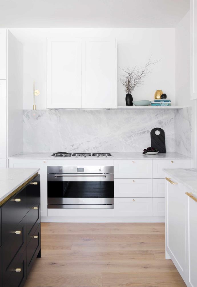 Don't let a grimy rangehood let down an otherwise spotless kitchen.