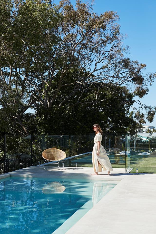 The minimalism of this pool suits the [Palm Springs meets Australian coastal style](https://www.homestolove.com.au/oracle-fox-amanda-shadforth-home-20153|target="_blank") of home of Oracle Fox founder, Amanda Shadforth.