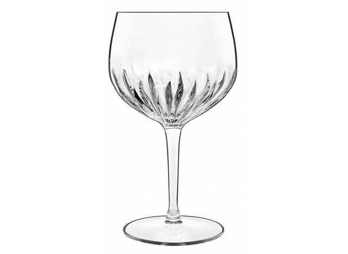 **For the foodie** [Luigi Bormioli Spanish Gin & Tonic Glass Set of 4, $89.95, Myer](https://www.myer.com.au/p/spanish-gin-tonic-800ml-set-of-4-616444660|target="_blank"|rel="nofollow").
<br>Gin and tonic never looked so good as in these voluptuous balloon glasses. A set of four secures your invitation to their first outing too!