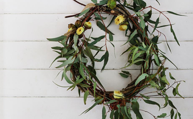 How to make an easy and elegant Christmas wreath