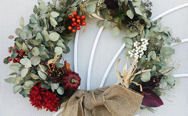 How to make a floral Christmas wreath