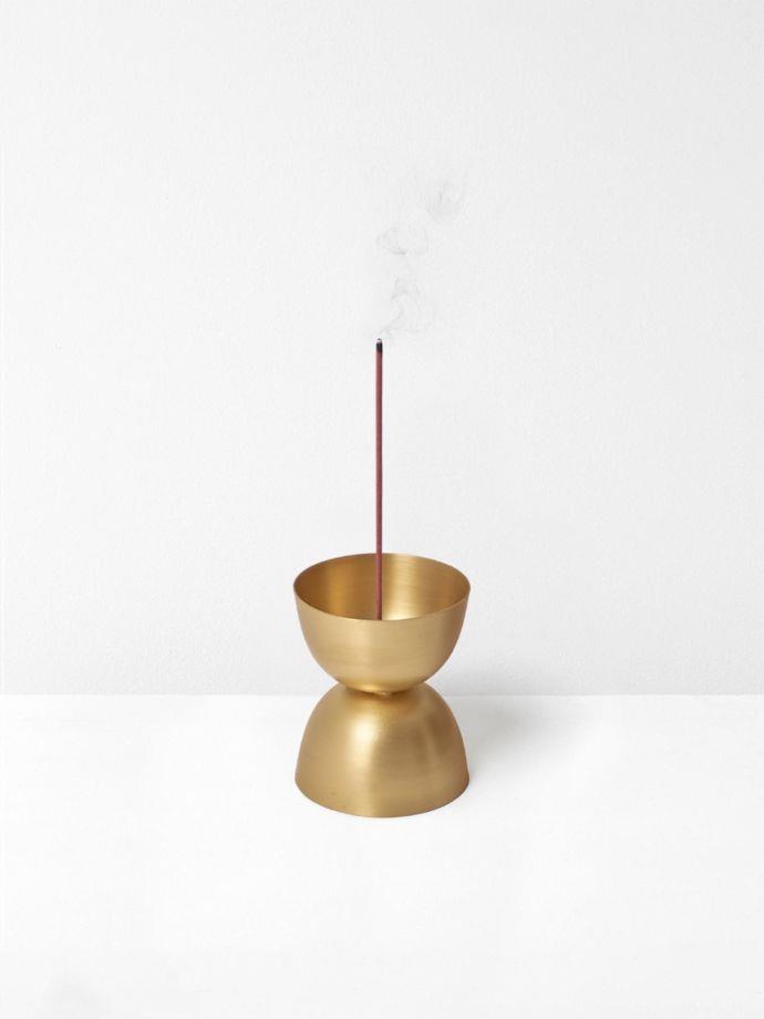 Brass Essence Burner by Lightly, $45, [Aura Home](https://www.aurahome.com.au/lightly-essence-burner-brass|target="_blank"|rel="nofollow")<br>
This brass essence burner is design-forward, striking the perfect balance between form and function with a focus on wellness and self-care.
