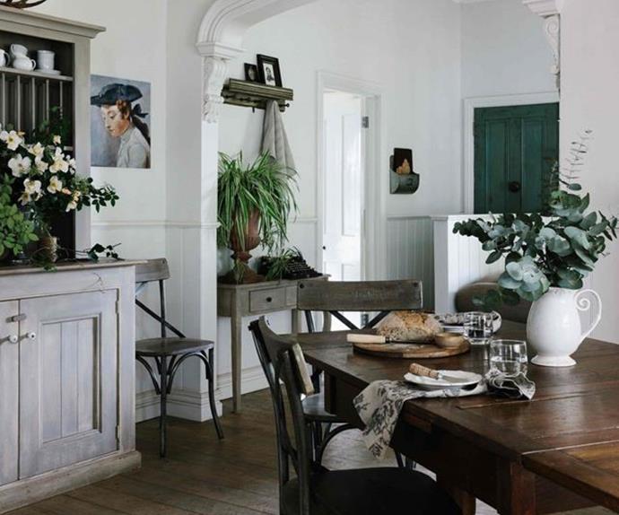 Dining room decorated in cottagecore style