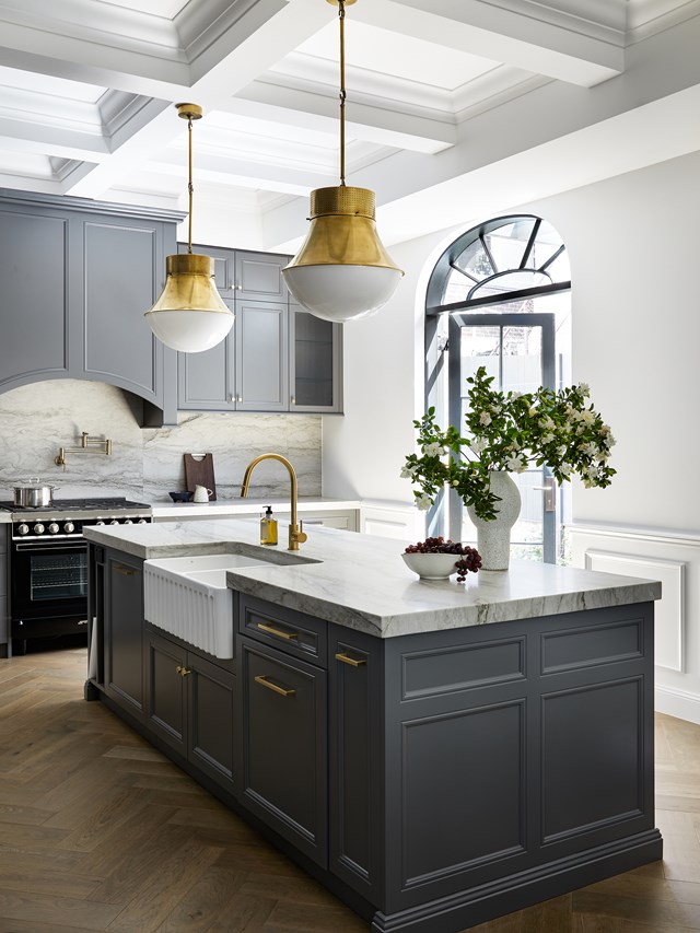 In this elegant and modern kitchen, shaker style cabinets provide a versatile, timeless appeal.