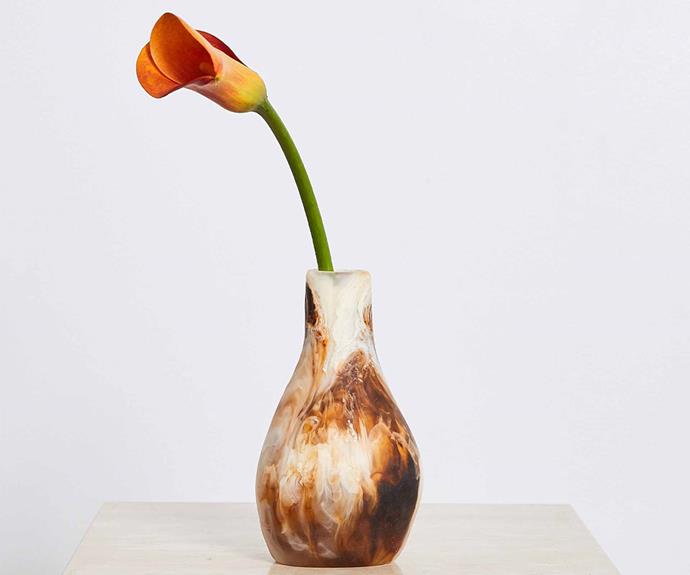 **Dinosaur Designs Medium Liquid Vase in Light Horn, $145, [Bed Threads](https://bedthreads.com.au/collections/homewares/products/dinosaur-designs-medium-liquid-vase-in-light-horn-swirl|target="_blank"|rel="nofollow").**<br><br>Created by beloved Australian design brand, Dinosaur Designs, this stunning resin vase is available in a range of colours, and is designed to be the perfect statement piece in any home. The vase can be used to house a single stem, or a compact posy.