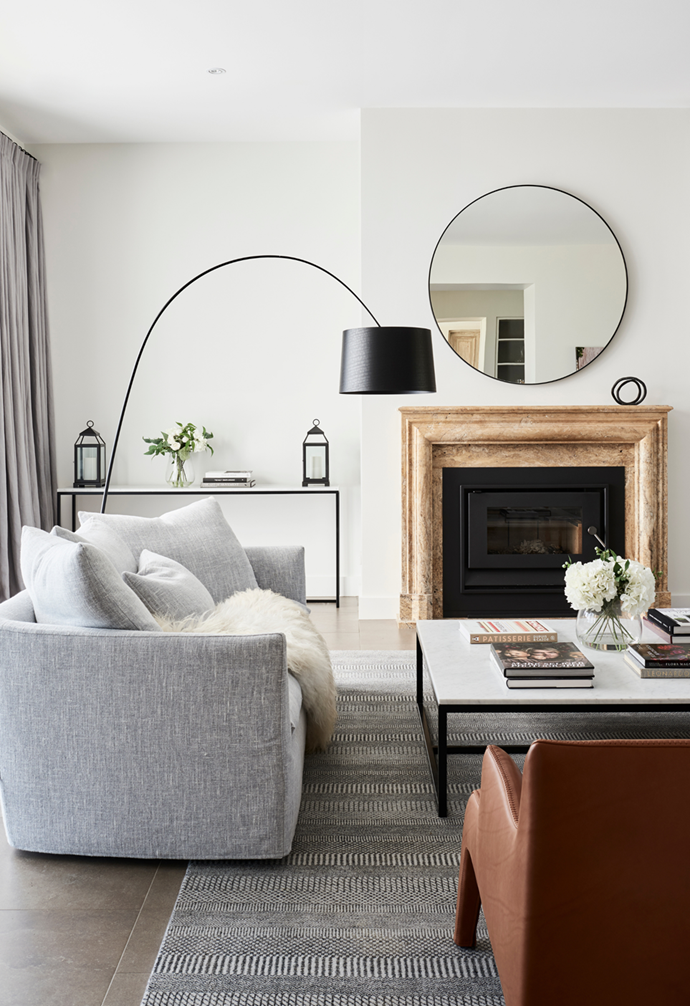 An aura of calm permeates the beautifully decorated living room of this [holiday home on the Mornington Peninsula](https://www.homestolove.com.au/stylish-country-home-victoria-22436|target="_blank"), where a large floor lamp creates more ambient evening lighting.