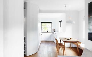 A Sydney apartment's all-white minimalist makeover