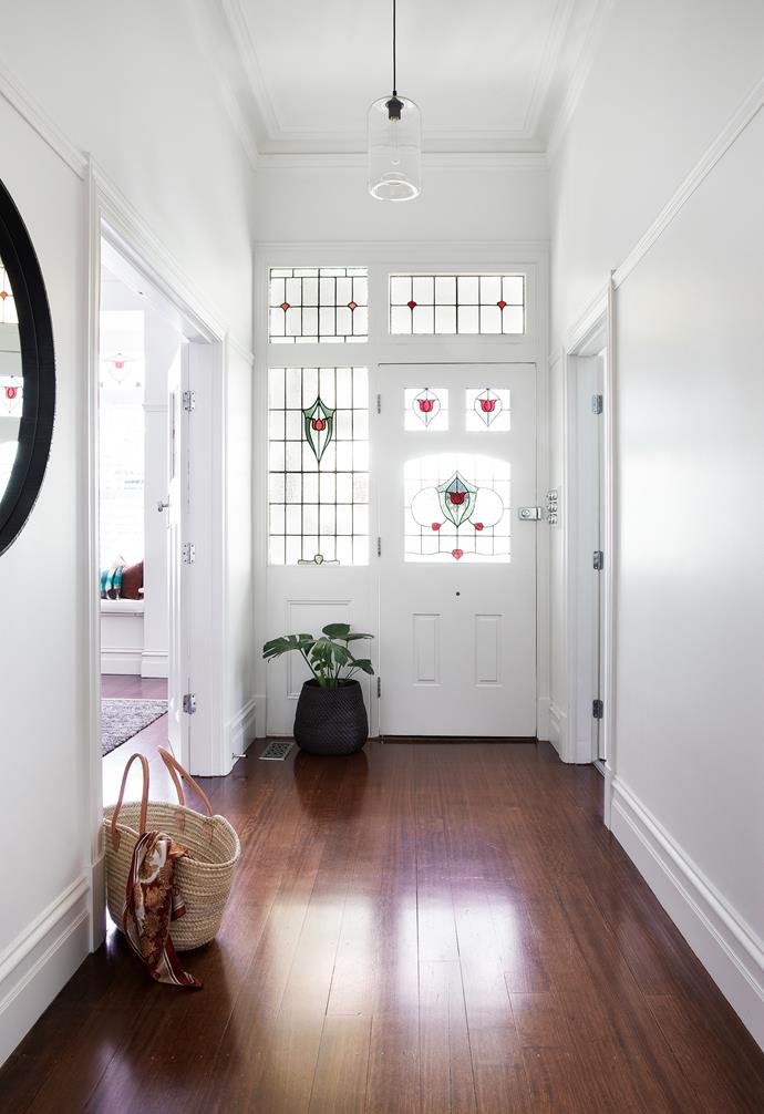 The owners of this [graceful period home in Melbourne](https://www.homestolove.com.au/period-family-home-melbourne-22881|target="_blank") paired dark timber floorboards with beautiful period features dating back to 1906. 