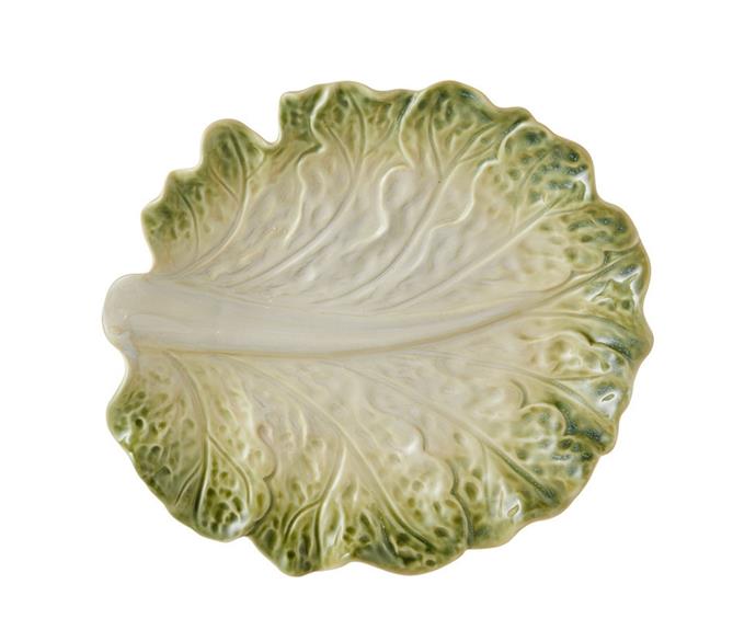When hosting Christmas dinner, one cannot have enough serving plates. Make a statement with the **[Garden patch serving platter in green, $39.99](https://www.harrisscarfe.com.au/kitchen-dining/dinnerware/di-loose-dinnerware/chyka-home-chyka-vegetable-serve-plate-grn-305cm/BP_623154|target="_blank"|rel="nofollow")**.