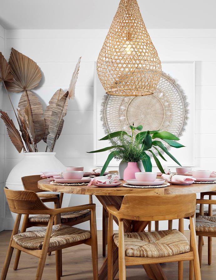 Dining table, dining chairs, pendant and large white pot, all [The Bach Living](https://thebach.com.au/|target="_blank"|rel="nofollow").