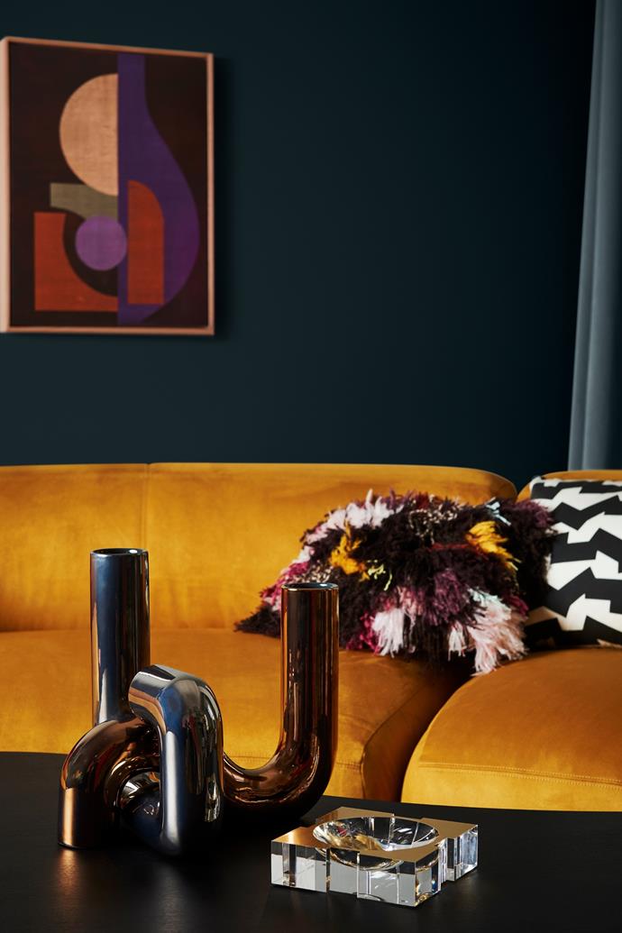 [Dulux's](https://www.dulux.com.au/|target="_blank"|rel="nofollow") Flourish palette, featuring Dulux Dark Door, sofa and black/white cushions from [Didier](https://www.didier.com.au/|target="_blank"|rel="nofollow"), Denise Hojdyssek artwork and pile-high club cushion from [Fenton&Fenton](https://www.fentonandfenton.com.au/|target="_blank"|rel="nofollow"), Massproductions coffee table from [District](https://district.com.au/|target="_blank"|rel="nofollow"), Pi-dou vases from [Stylecraft](https://stylecraft.com.au/|target="_blank"|rel="nofollow") and bowl from [Greg Natale](https://www.gregnatale.com/|target="_blank"|rel="nofollow").