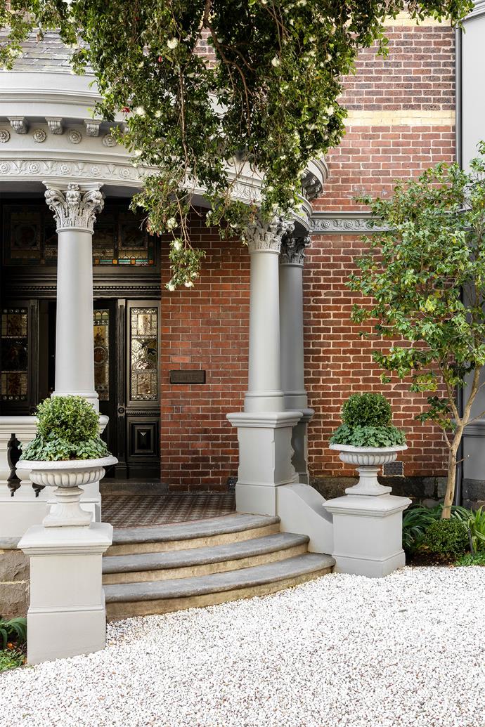 The handsome facade is painted in Porter's Paints 'Boncote' natural-look concrete and enveloped by gardens designed by [Clapham Landscape Architecture](https://www.claphamlandscapes.com/|target="_blank"|rel="nofollow").