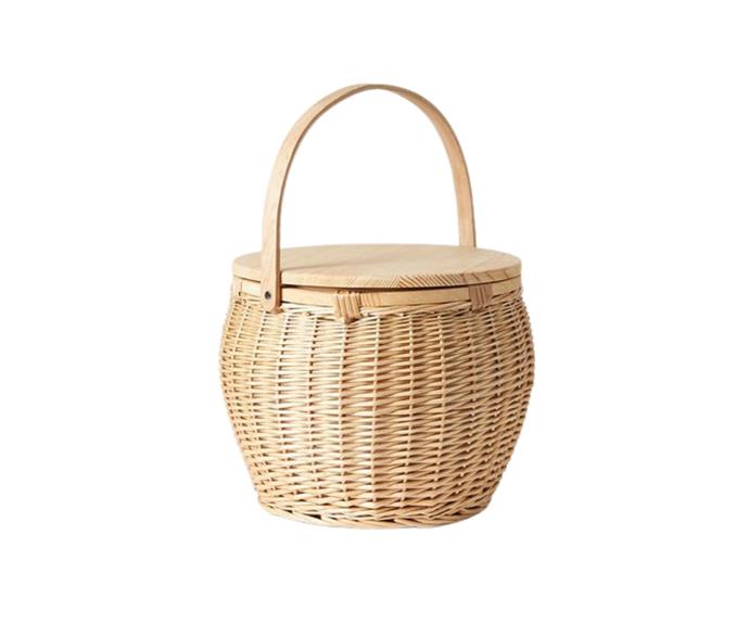 [** Round Wicker Picnic Basket, $103.95, Bed Bath N' Table**](https://www.bedbathntable.com.au//round-wicker-picnic-basket-with-wooden-lid-natural-21641901?gclid=CjwKCAiAp8iMBhAqEiwAJb94zy5BF80L5F1s1MlnRmYXqHHNKKW-MkWrPXzXTm0DRJApZvKu1ZxhRBoCTKwQAvD_BwE|target="_blank"|rel="nofollow") 

This classic picnic hamper is a light weight, simple basket weave and will fit loads inside. The lid flip up for easy packing and to allow your baguette to escape at the top. **[SHOP HERE.](https://www.bedbathntable.com.au//round-wicker-picnic-basket-with-wooden-lid-natural-21641901?gclid=CjwKCAiAp8iMBhAqEiwAJb94zy5BF80L5F1s1MlnRmYXqHHNKKW-MkWrPXzXTm0DRJApZvKu1ZxhRBoCTKwQAvD_BwE&utm_source=rakuten&utm_medium=affiliate&utm_campaign=Skimlinks.com&ranMID=44065&ranEAID=2116208&ranSiteID=TnL5HPStwNw-GO7g3ggmsAg9BsW0QDViSw|target="_blank"|rel="nofollow")** 