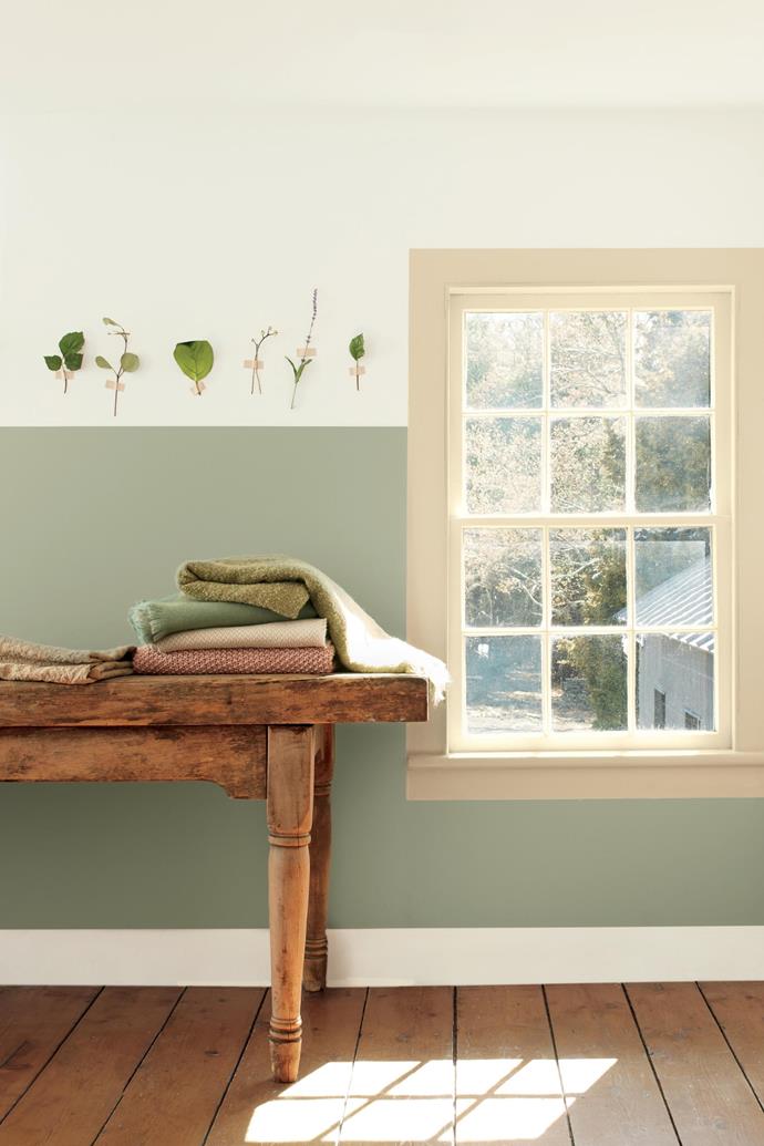 2022 Benjamin Moore Colour of the Year: "October Mist"