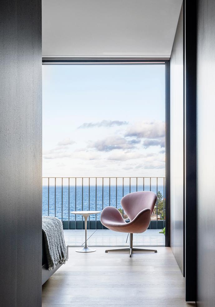 Terraced back on its sloping site [this Sydney eastern suburbs house](https://www.homestolove.com.au/modern-coastal-home-built-on-sloping-site-22138|target="_blank") makes the most of the ocean outlook with a simple, quietly luxurious design. ""We had to ensure that as you ascend the site each level is an experience. Otherwise you just feel you are constantly walking up," explains architect Matthew Krusin of Tobias Partners. 