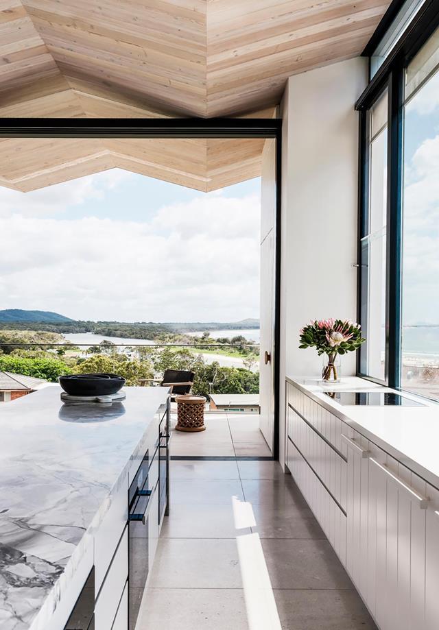 Looking to create a statement-making ceiling? An [inverted timber ceiling](https://www.homestolove.com.au/luxury-coastal-apartment-with-breathtaking-views-20736|target="_blank") strikes the perfect balance between classic and contemporary. While timber is commonly seen beneath our feet, this ceiling adds swathes of raw refinement and light. 

*Photographer: Robert Walsh | Story: Belle*