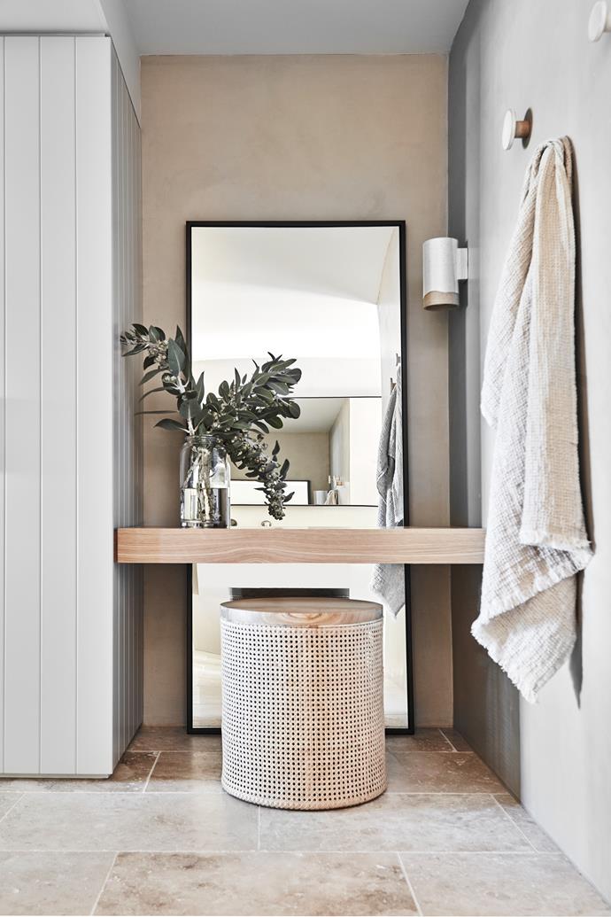 A Zoe side table from [MRD Home](https://mrdhome.com.au/|target="_blank"|rel="nofollow") blends in with the American oak bench.