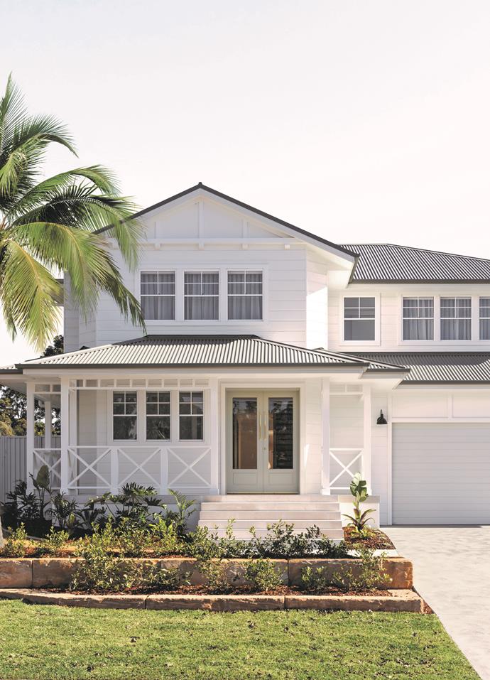 [This new build by design duo Oak and Orange](https://www.homestolove.com.au/oak-and-orange-coastal-farmhouse-regional-sydney-23292|target="_blank") brings their signature coastal-chic interiors to the country, with a white weatherboard home filled with touches of farmhouse charm.