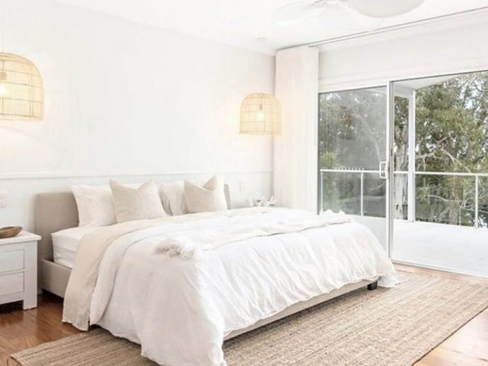 The master suite is light and spacious, and has an ensuite and bath tub with views of the lake. *Photo: [domain.com.au](https://www.domain.com.au/97-green-point-drive-green-point-nsw-2428-2017481366|target="_blank"|rel="nofollow")*