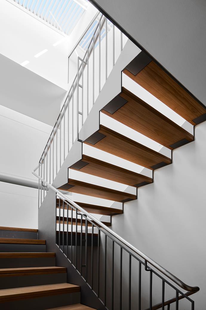 A custom timber and steel staircase was designed by Georgina Wilson Associates.