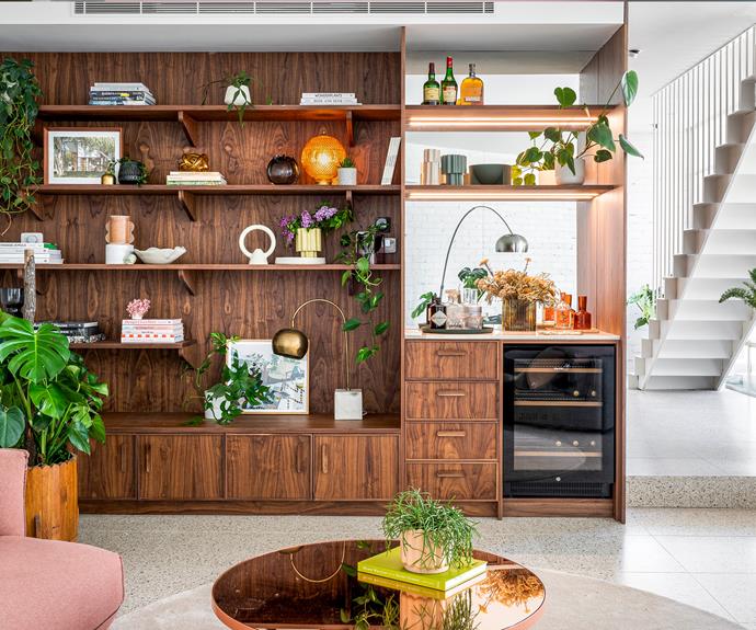 The great thing about shelves is that they only accommodate small-scale items, which can be switched out whenever you feel like it. Anything is possible for these ever-evolving schemes — they can reflect an occasion, the season or even your mood.