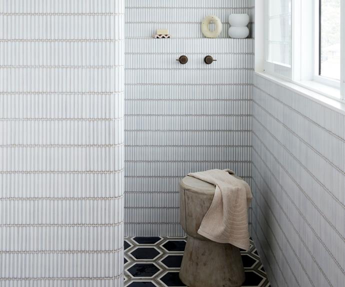 feature bathroom tiles