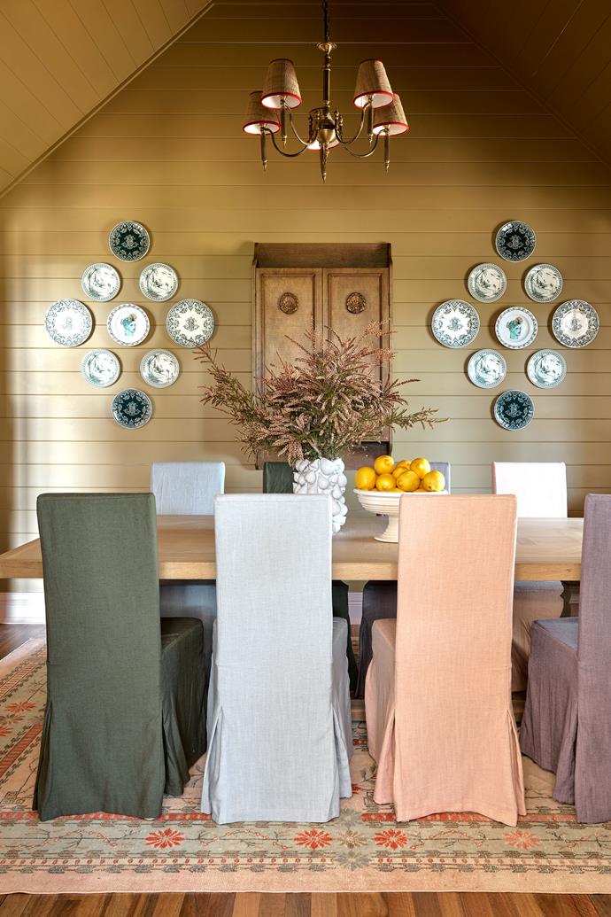In the breakfast room in the main house is a feature wall of Richard Ginori plates by Luke Edward Hall from The Lost & Found Department. Mode 'Fig' vase from [Peter's of Kensington](https://www.petersofkensington.com.au/Public/Mode-Fig-Vase-23x33cm.aspx|target="_blank"|rel="nofollow") and white Italian ceramic footed bowl from Aeria Country Floors.