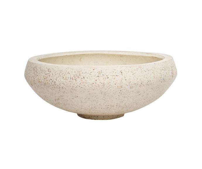 **[Odell large planter, $59.95, Freedom](https://www.freedom.com.au/product/23933989?gclid=CjwKCAjwlcaRBhBYEiwAK341ja5oSt8Zm4_Hjrru0q-5HTQbIC4ncj9PdW1I828zu5lSxfF5RbChfRoCVHUQAvD_BwE&gclsrc=aw.ds|target="_blank"|rel="nofollow")**<br>
Every table needs a centrepiece – even if it's outdoors! The curved, speckled resin planter would look stunning with a [generous planting of succulents](https://www.homestolove.com.au/plant-guide-succulents-9578|target="_blank") or other sun-loving plants. **[SHOP NOW](https://www.freedom.com.au/product/23933989?gclid=CjwKCAjwlcaRBhBYEiwAK341ja5oSt8Zm4_Hjrru0q-5HTQbIC4ncj9PdW1I828zu5lSxfF5RbChfRoCVHUQAvD_BwE&gclsrc=aw.ds|target="_blank"|rel="nofollow")**