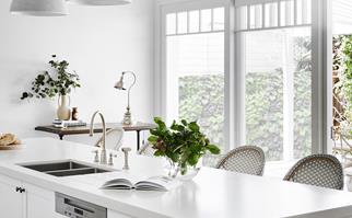 Hamptons kitchen with island bench and pendant lighting