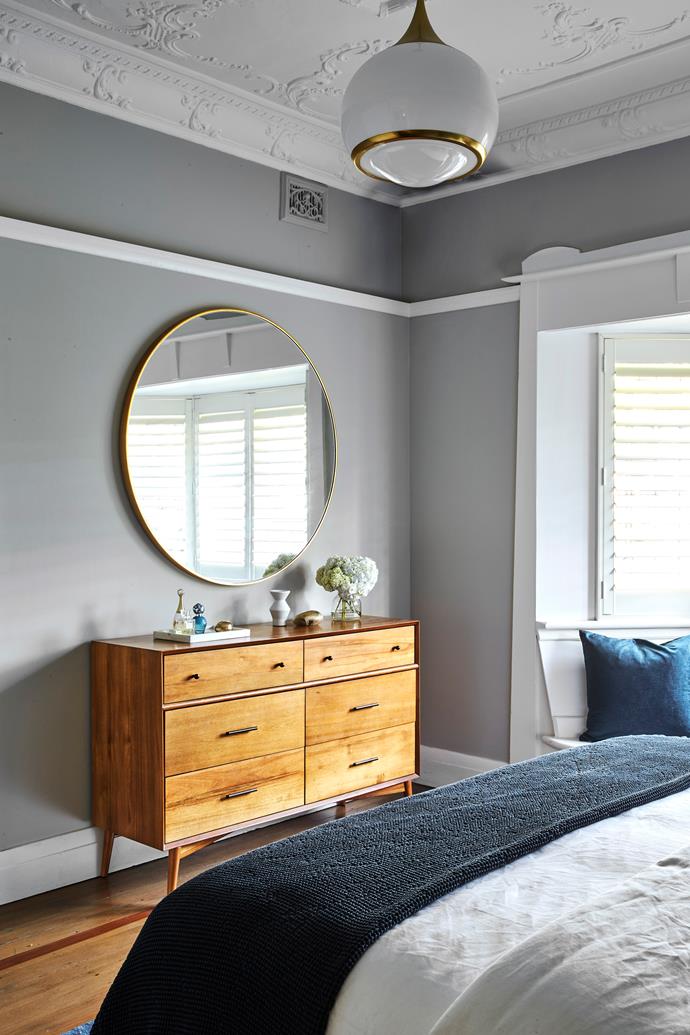 The drawers from West Elm were one of the few pieces that were kept from the family's apartment but they look at home here with the 'Bella' brass mirror from Middle of Nowhere.