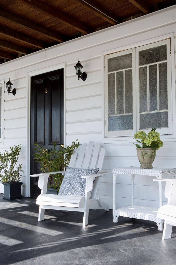 A classic black and white scheme, delivered by Dulux Vivid White with trims in Dulux Domino Black, defines the [white exterior](https://www.homestolove.com.au/white-house-exteriors-21372|target="_blank").