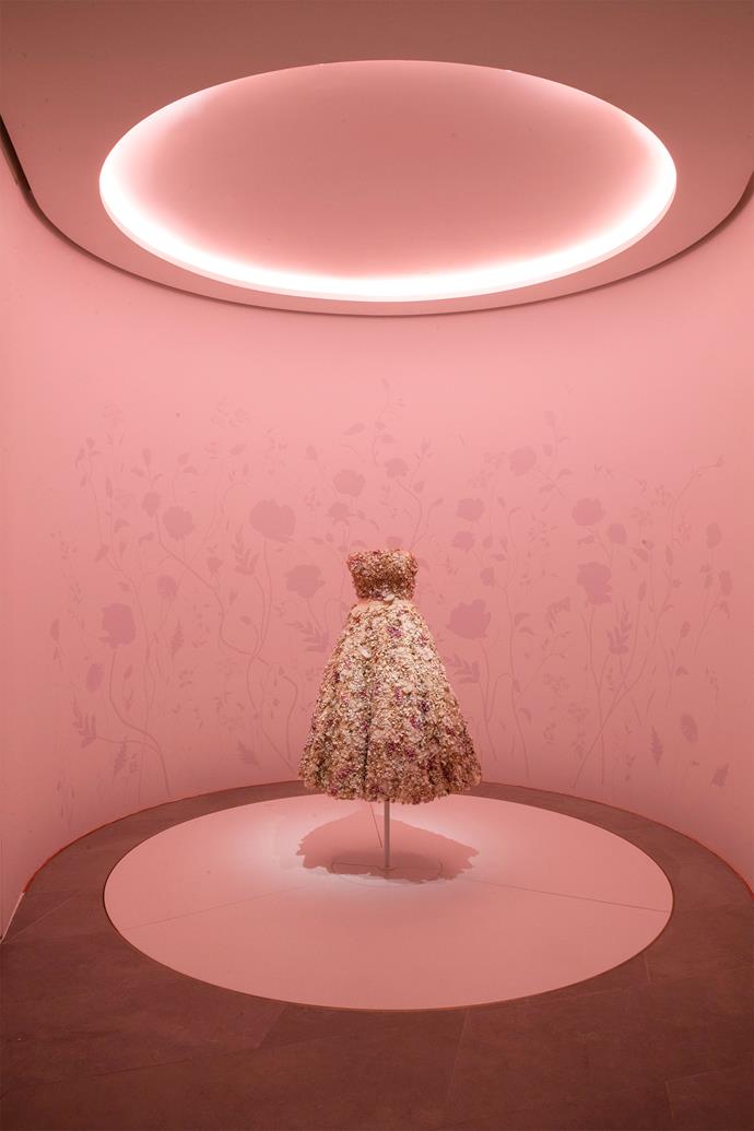 The experience of the archives is enhanced by La Galerie Dior's magical lighting design and scenography by Nathalie Crinière.