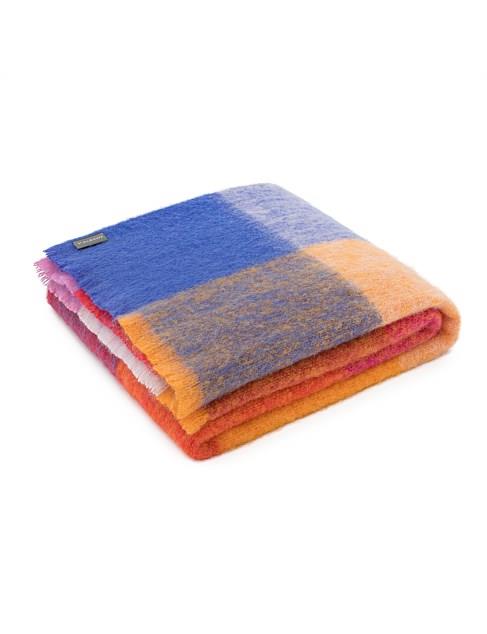**[St. Albans 'Jesse' alpaca throw, $300 (usually $375), David Jones](https://www.davidjones.com/product/st-albans-st-albans-alpaca-throw-jessie-24799448|target="_blank"|rel="nofollow")**

Made from "soft, supple and luxuriant" alpaca wool sourced from Peru, this vibrant and cosy throw will brighten up your living room and keep you cosy throughout the cooler months. [**SHOP NOW**](https://www.davidjones.com/product/st-albans-st-albans-alpaca-throw-jessie-24799448|target="_blank"|rel="nofollow")
