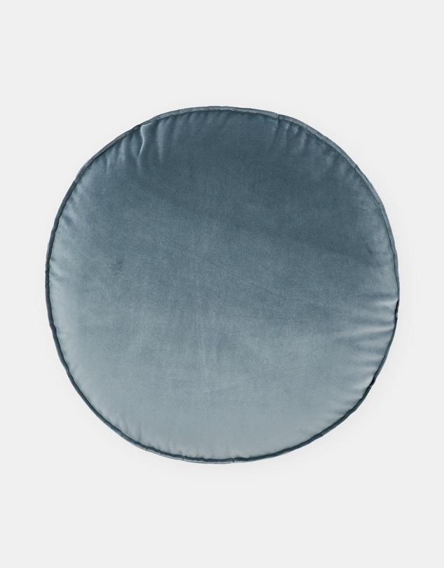 **[Linen House Toro filled cushion in Bluesteel, $49.99, The Iconic](https://www.theiconic.com.au/toro-filled-cushion-1558882.html|target="_blank"|rel="nofollow")**

Adding a round cushion to the mix is a great way to create a focal point and add softness to a sofa, chair or bed. With its velvet body and piped edging, this cushion is playful yet elegant, adding instant personality. [**SHOP NOW**](https://www.theiconic.com.au/toro-filled-cushion-1558882.html|target="_blank"|rel="nofollow")
