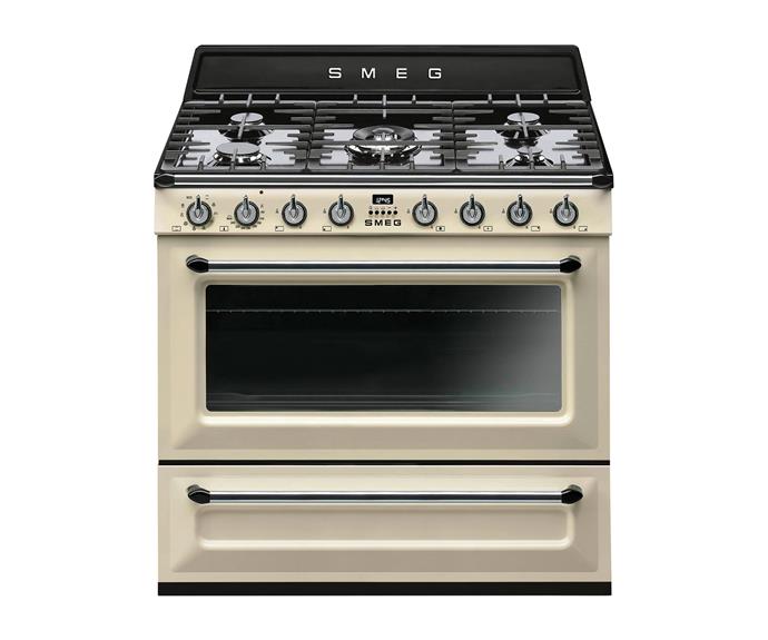 **['Victoria TRA90P9' 90cm oven with gas cooktop in Cream, $6990, Appliances Online](https://go.skimresources.com?id=105419X1562407&xs=1&url=https%3A%2F%2Fwww.appliancesonline.com.au%2Fproduct%2Fsmeg-tra90p9-90cm-victoria-aesthetic-freestanding-dual-fuel-oven-stove|target="_blank"|rel="nofollow")**

For the entertainer. **[SHOP NOW.](https://go.skimresources.com?id=105419X1562407&xs=1&url=https%3A%2F%2Fwww.appliancesonline.com.au%2Fproduct%2Fsmeg-tra90p9-90cm-victoria-aesthetic-freestanding-dual-fuel-oven-stove|target="_blank"|rel="nofollow")**