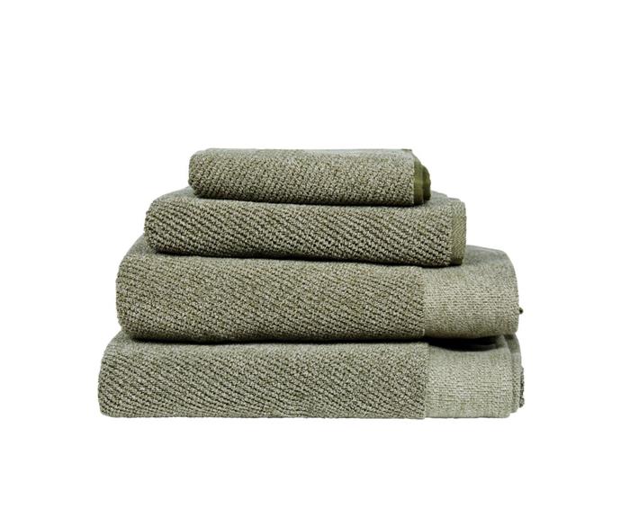 **[Speckle bath sheet in Olive, $41.50 (usually $69.95)](https://www.freedom.com.au/product/24359863|target="_blank"|rel="nofollow")** 
[Incorporating green](https://www.homestolove.com.au/green-interior-design-ideas-19099|target="_blank") in our interiors helps to create a sense of sanctuary, as it feels like we're pulling the outdoors inside. If you're nervous to commit to colour, or looking for more ways to introduce the shade, soft furnishings like these speckled towels may just be exactly what you've been looking for. 
**[SHOP NOW](https://www.freedom.com.au/product/24359863|target="_blank"|rel="nofollow")**.