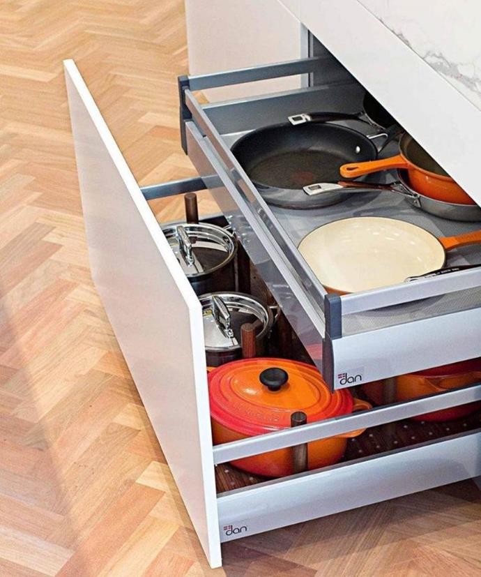 This drawer system is by Lincoln Sentry.