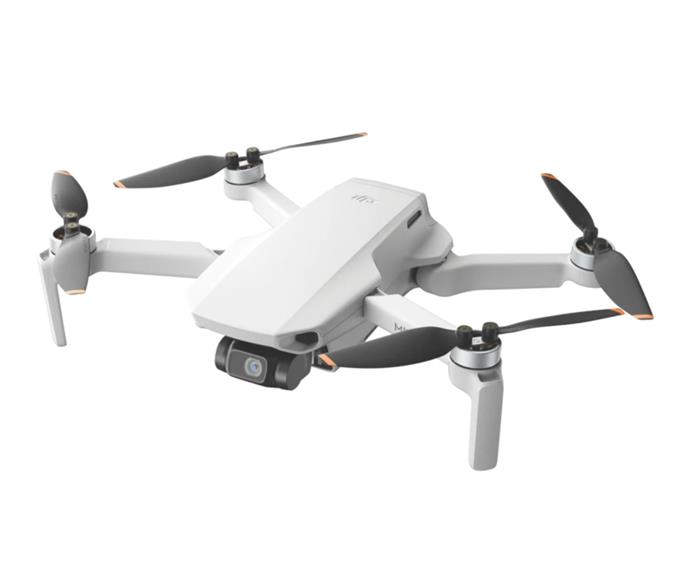 **[DJI Mavic Mini SE Fly More combo drone, $619, The Good Guys](https://www.thegoodguys.com.au/dji-mavic-mini-se-fly-more-combo-djimavicminisecb|target="_blank"|rel="nofollow")**

What's the deal with dads and drones? If he doesn't already have one, chances are, your dad's been eyeing off one for a while now. This easily portable drone can capture aerial footage of your family holiday from 4km away in 2.7K quad HD.

**[SHOP NOW](https://www.thegoodguys.com.au/dji-mavic-mini-se-fly-more-combo-djimavicminisecb|target="_blank"|rel="nofollow")**
