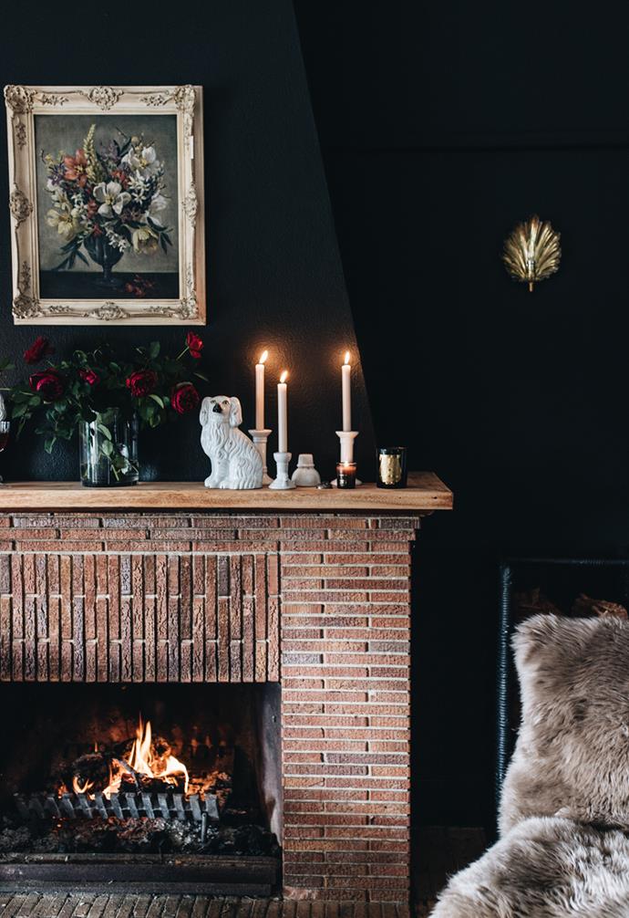 [Seymour House, a home with a bold, artistic past](https://www.homestolove.com.au/seymour-house-moss-vale-24145|target="_blank"), displays a gorgeous fireplace, flanked in limited edition black paint by Sibella Court for Murobond.