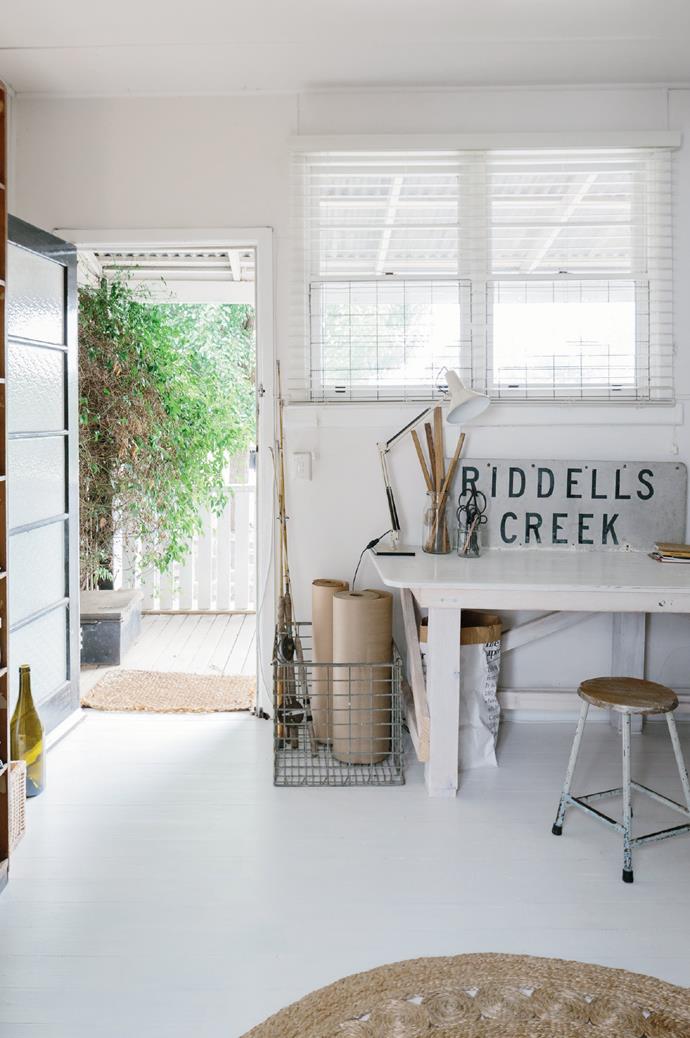 Adjacent to the 1890s house was a tiny cottage, formerly Riddels Creek post office - where Marnie's photography studio is now situated. The 'Riddels Creek' sign was found under the house.