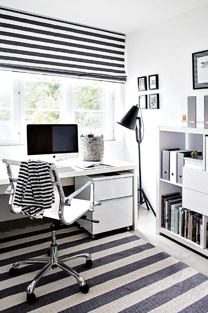 **PATTERN PLAY**
<br>
Achieve a minimalist feel in your study that is not sterile and boring by incorporating a simple graphic print, like stripes.