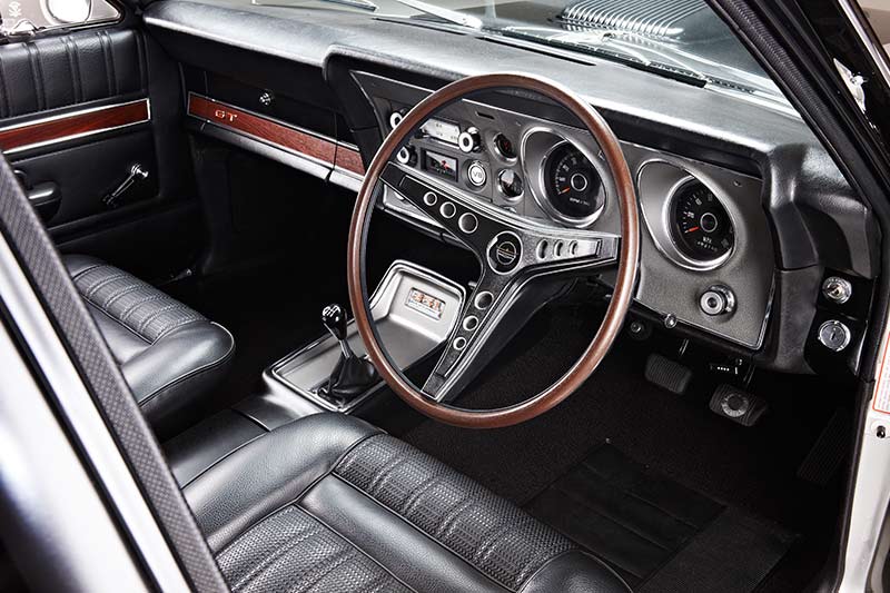 Ford -falcon -xy -gt -interior -front