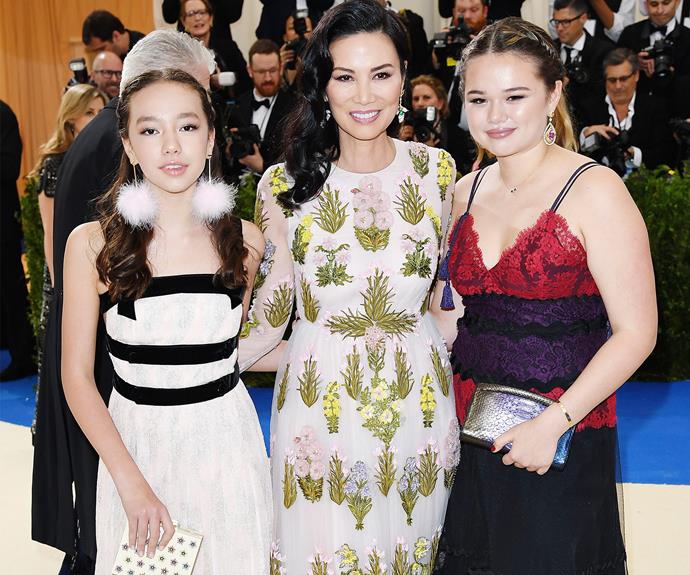 Umm, how jealous are we that Wendi Deng and Rupert Murdoch's daughters Chloe and Grace scored an invite.