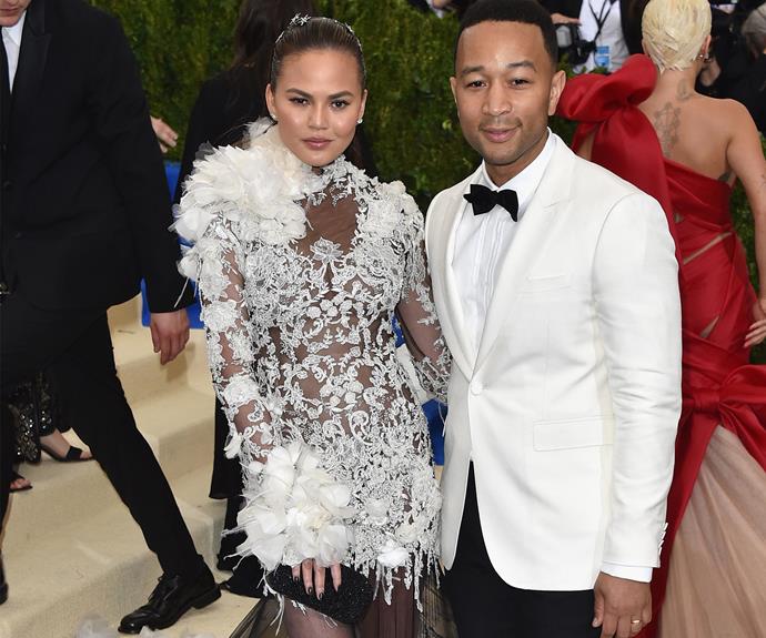 All hail our Hollywood heroes Chrissy Teigen and John Legend.
